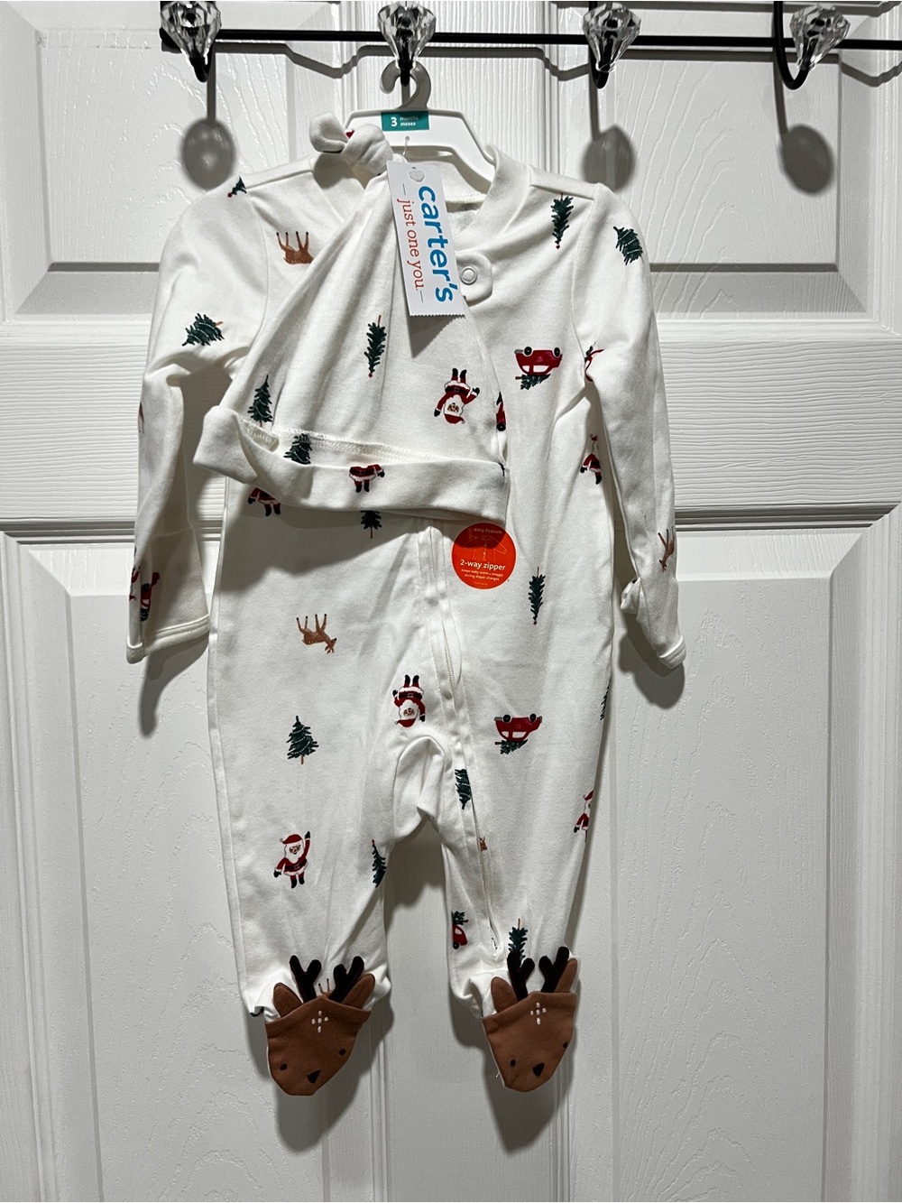 Carter's 2 Piece set Outfit and Hat Size 3 Months Christmas Holiday Santa Tree